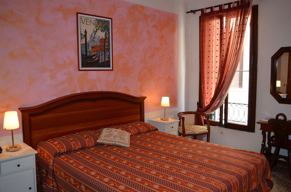 Hotel San Samuele Venice Exterior photo